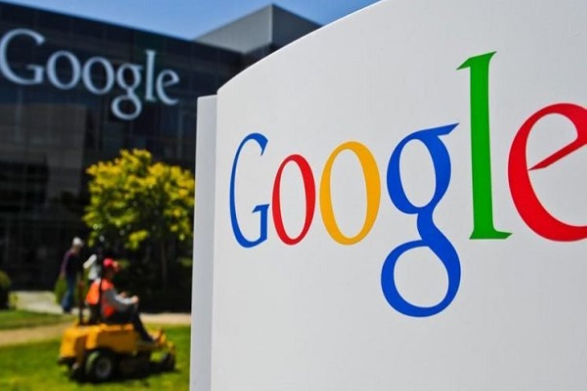 Google қызметкерлеріне үйде жұмыс істеуге рұқсат берді