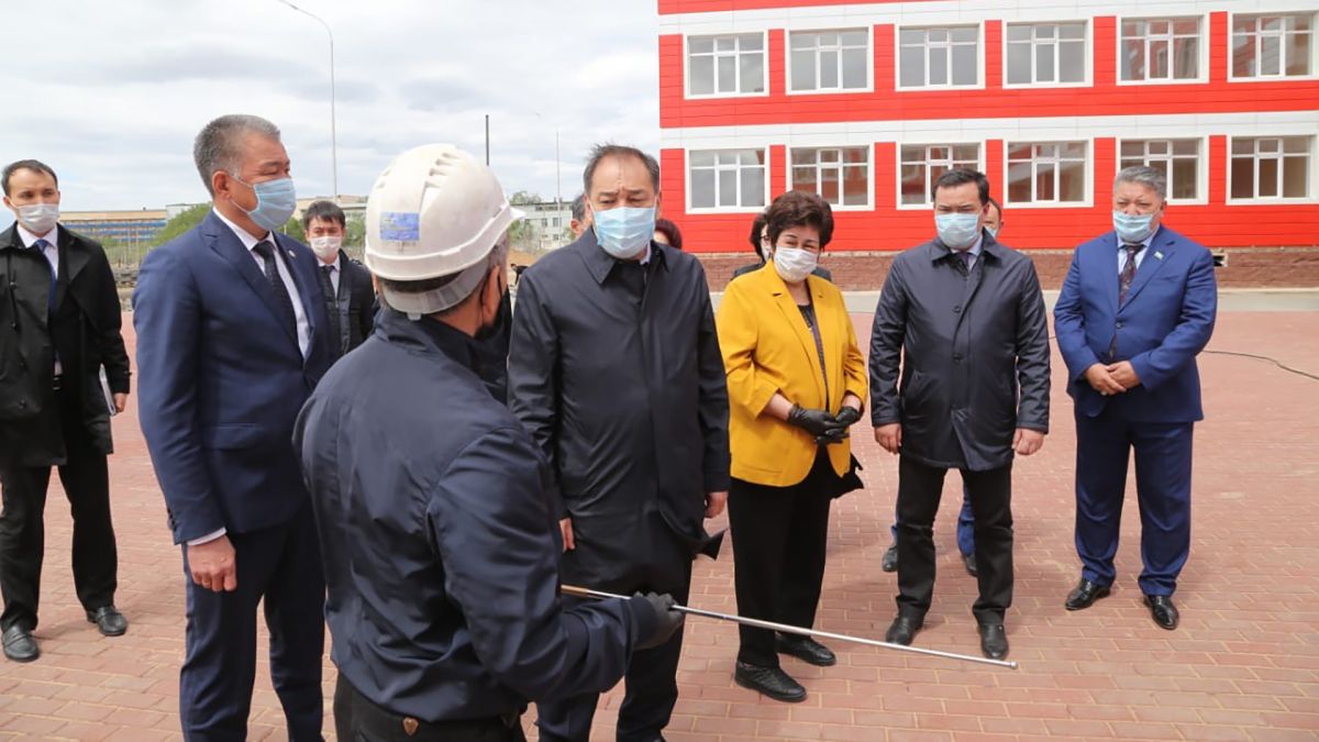 Тоғжанов құлағалы тұрған үйлер, ауызсу проблемасын шешу үшін Жезқазғанға арнайы барды