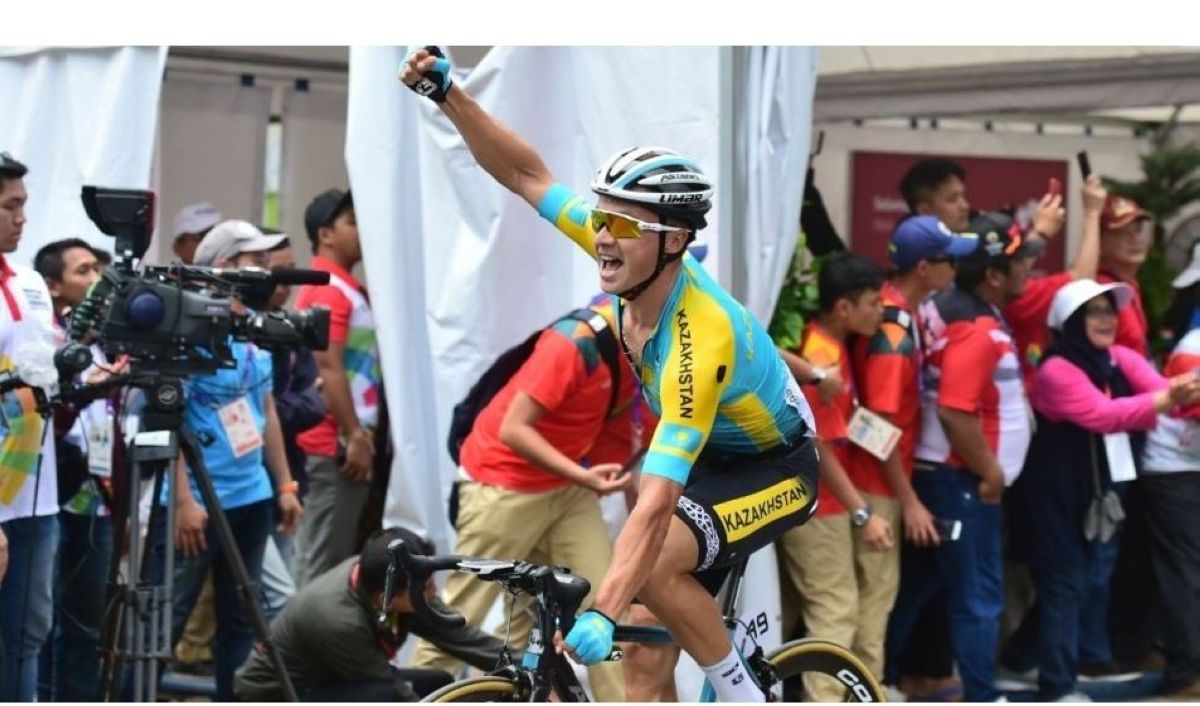 Велошабандоздар жарыс жолына шығады