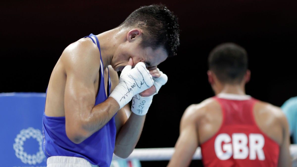 Әлем чемпионы Сәкен Бибосыновқа Токиода әділетсіздік жасағанын айтты