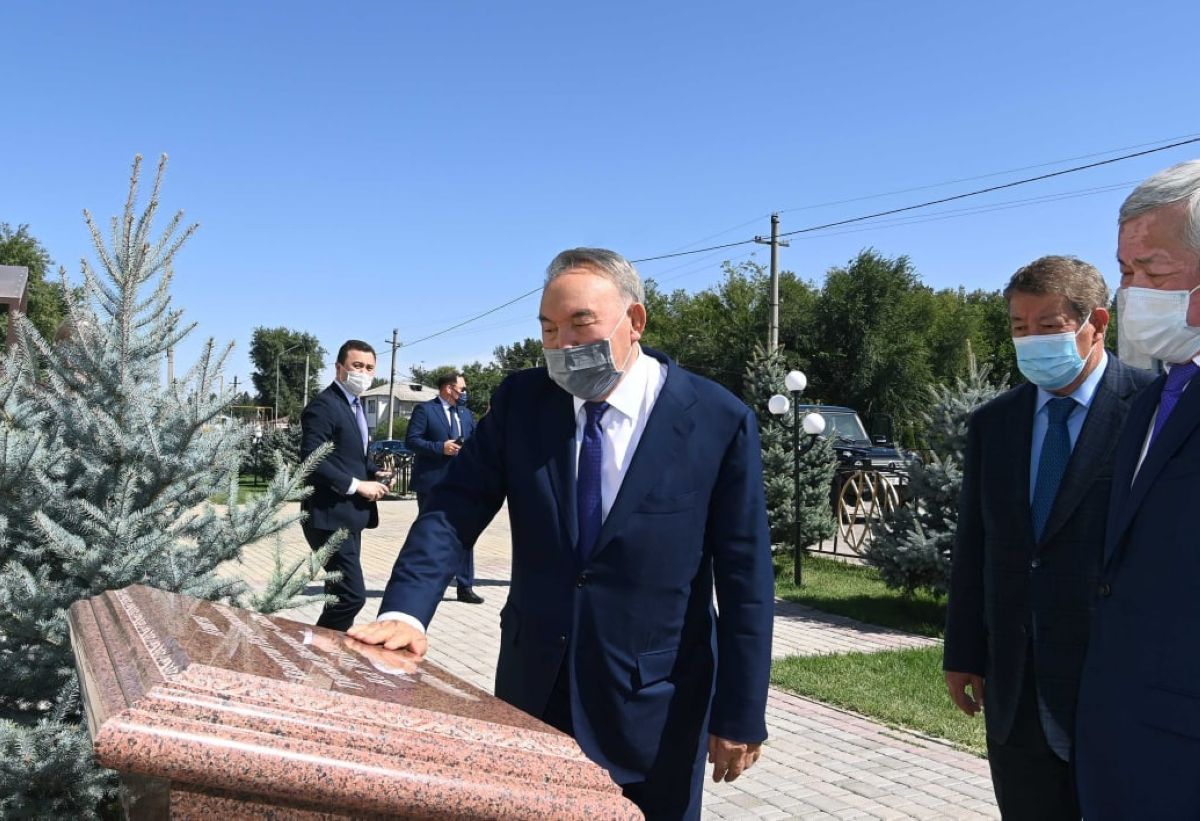 Нұрсұлтан Назарбаев Жамбыл облысындағы әлеуметтік-мәдени нысандарға барды