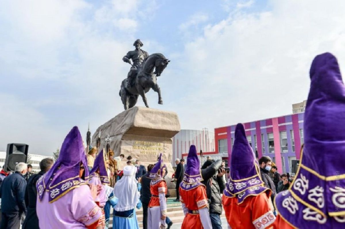 Алматы облысында Жолбарыс би ескерткіші ашылды