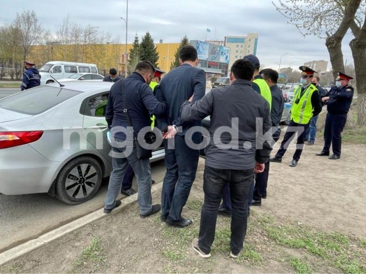 Әйелін пышақтап өлтірген әкімдіктің бұрынғы қызметкері сотталды