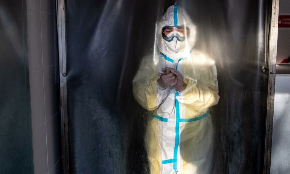 Covid-19: вирусолог дерттің қашан жойылатынын айтты