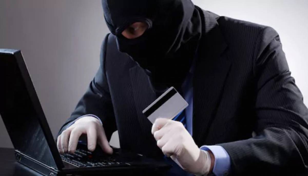 Қазақстандықтардың 15 миллион теңгесін қолды қылған екі павлодарлық ұсталды