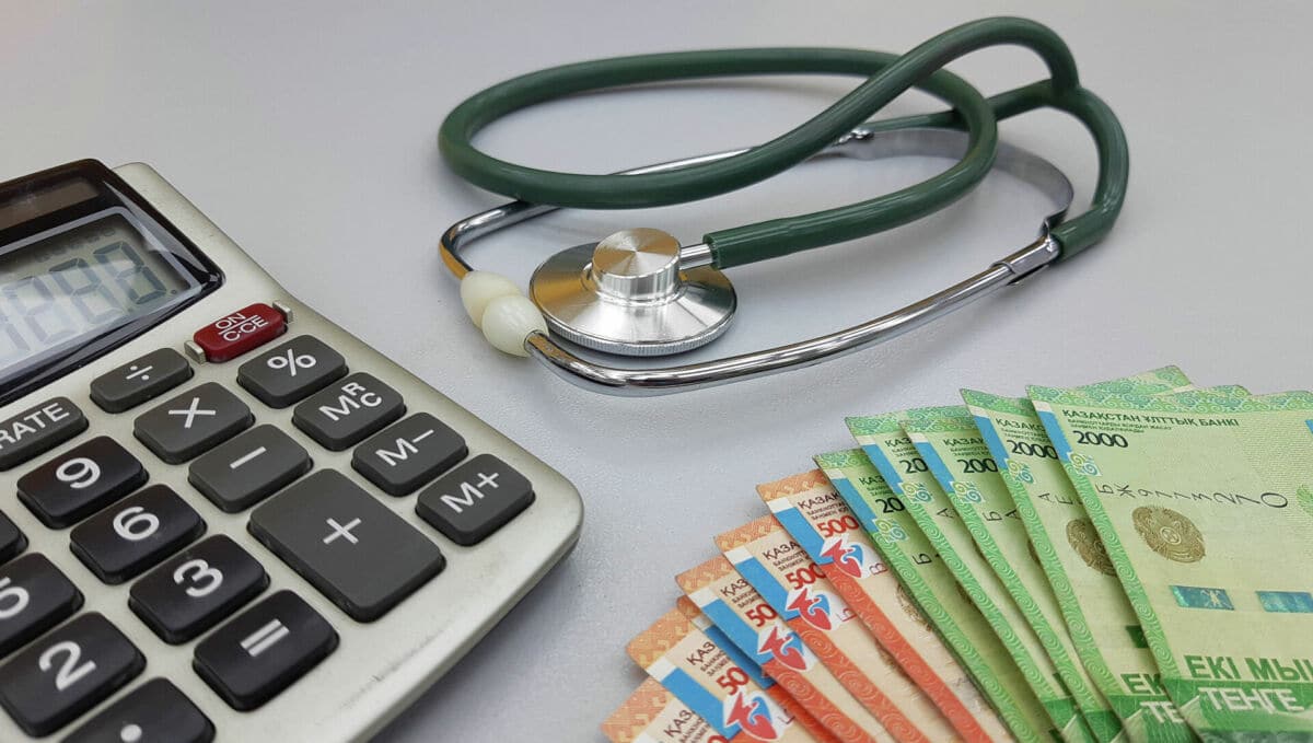 МӘМС: 15 санатқа жататын тұрғындар жарна төлеуден босатылады. Олар кімдер?