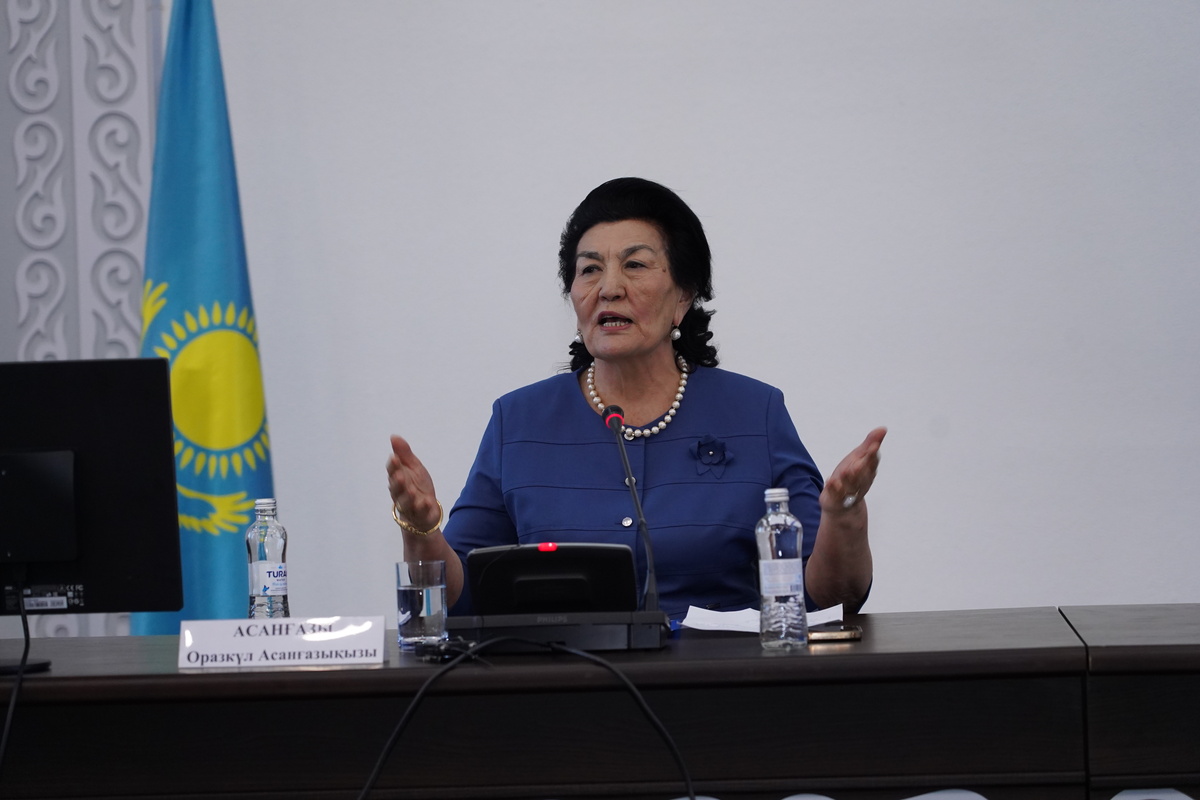 Оразкүл Асанғазықызы: Тілді сақтау – ұлтты сақтаудың кепілі