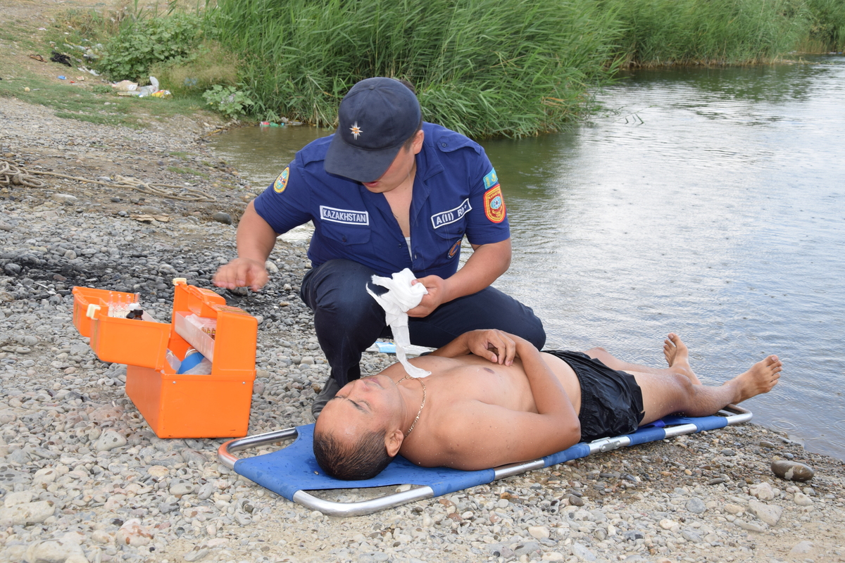 Құтқарушылар көмекке зәру