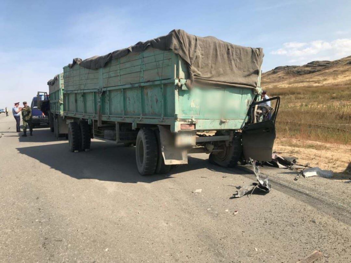 Шығыс Қазақстанда жантүршігерлік жол апатынан екі жолаушы қаза тапты