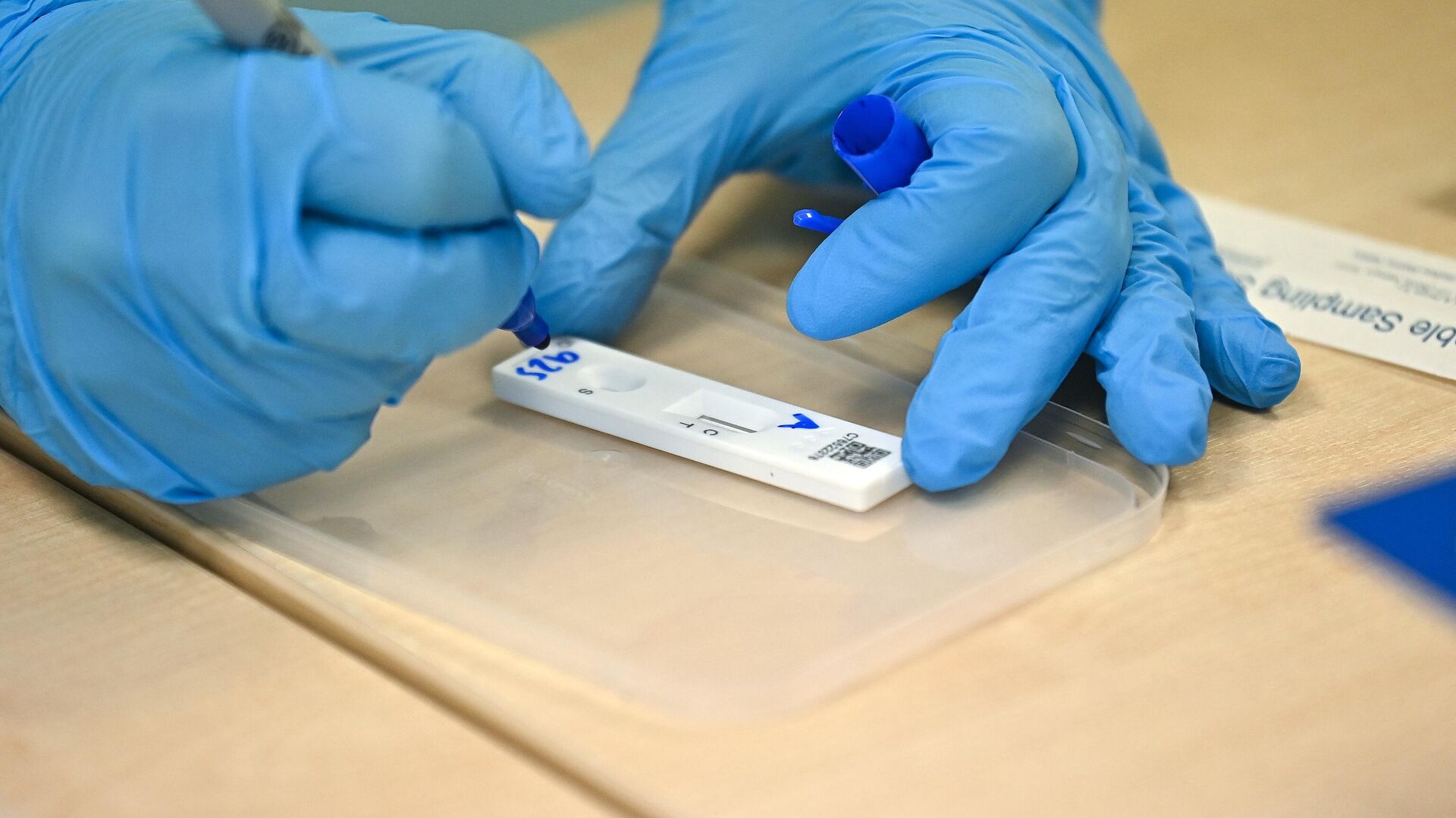 Еуропа коронавирустың жаңа толқыны болатынын болжауда