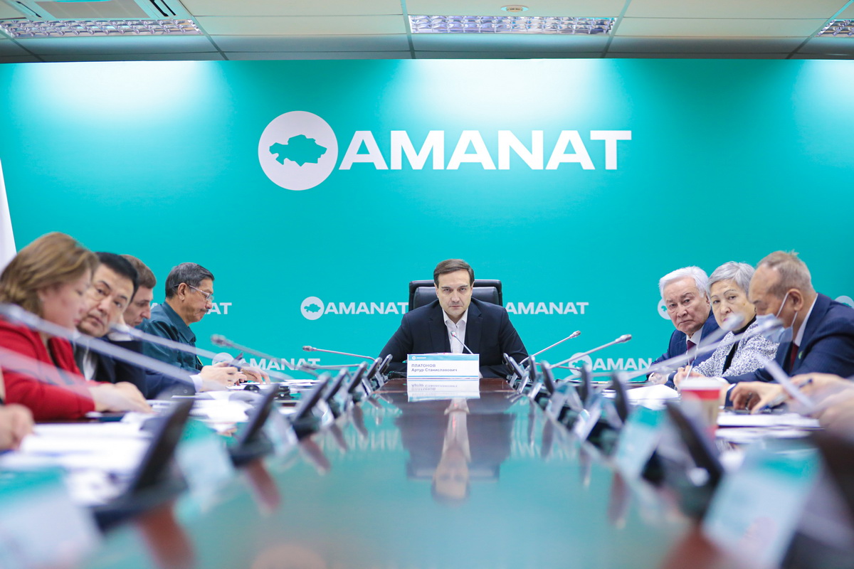 Әлеуметтік нысандарда «AMANAT»-тың партиялық бақылау бекеттері ашылады
