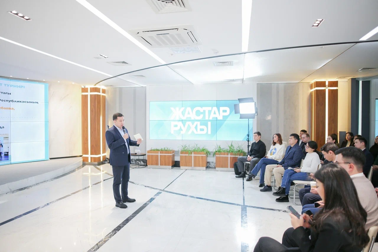 «Жастар рухы» Жастар қанаты атқарған жұмыс жайында көпшілік алдында есеп берді