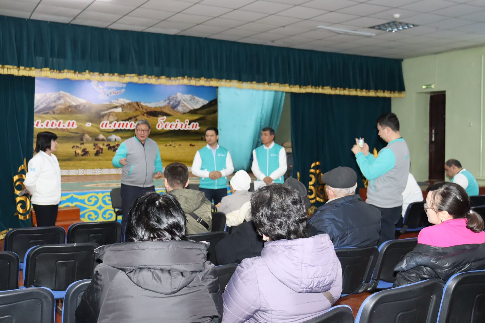 Тұрғындардың ұсыныс-тілегі тыңдалды