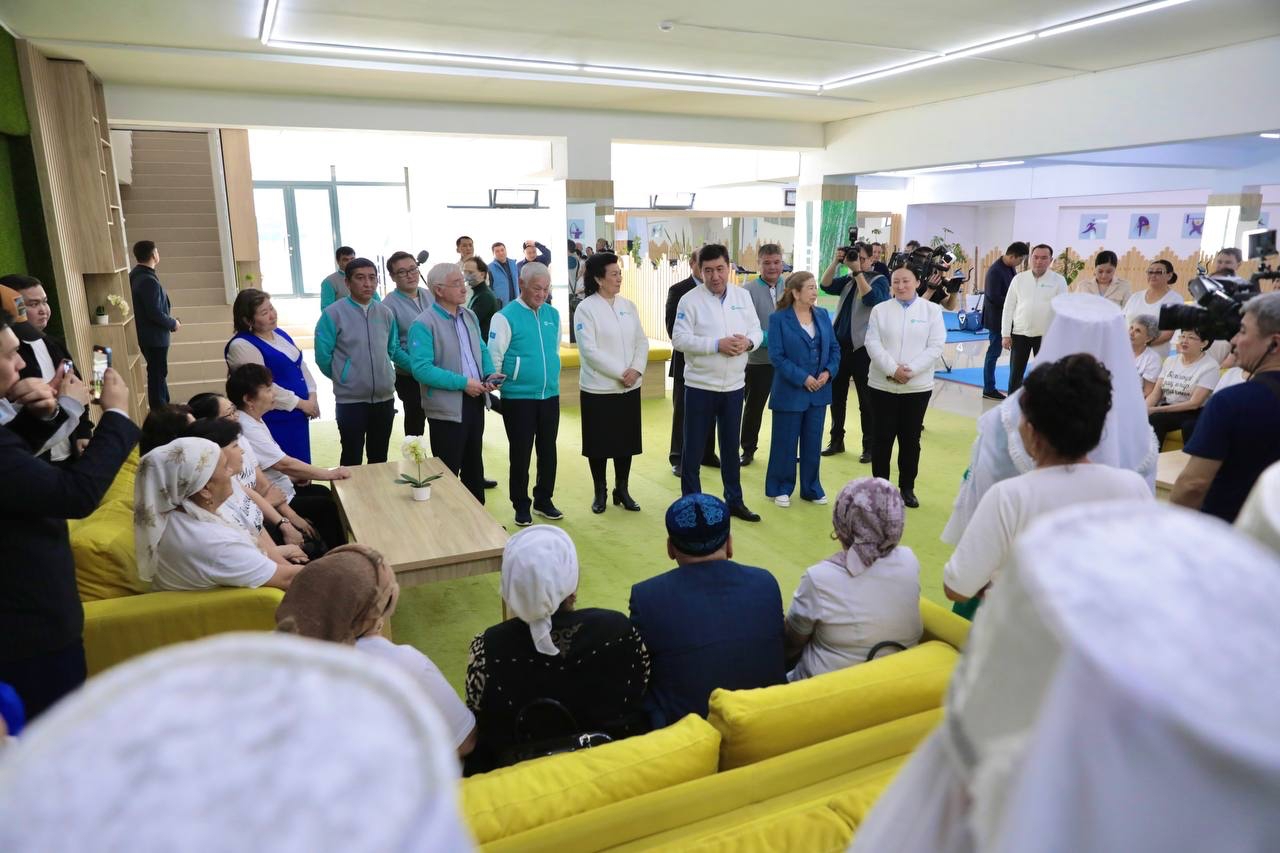 «AMANAT»-тың сайлауалды штабы Шымкенттегі сайлаушылармен кездесті