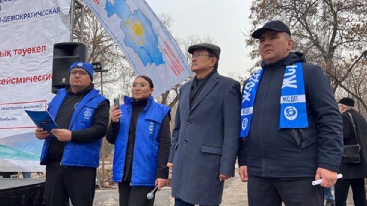 Атырауда ЖСДП-ның үгіт-насихат жұмыстары жалғасты