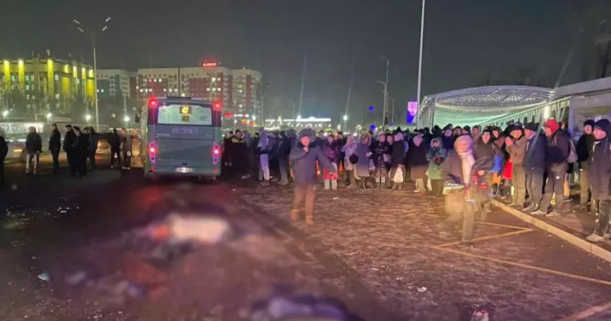 Алматыдағы автобус апатынан қаза тапқандардың туыстары өтемақы талап етті