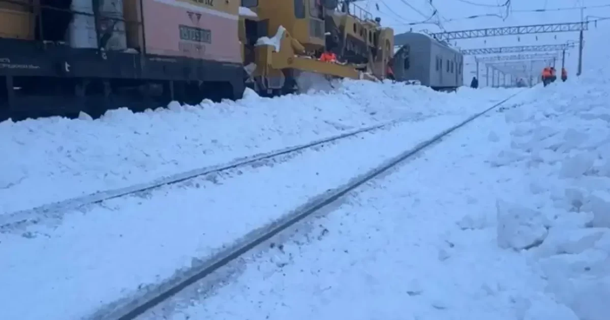 Жамбыл облысында теміржол қызметкерлерін пойыз басып кетті