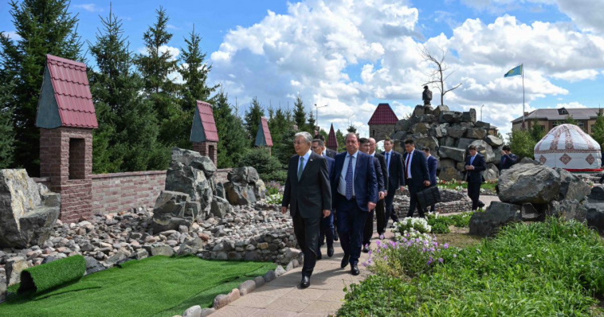 Президент Родина ауылын аралап көрді