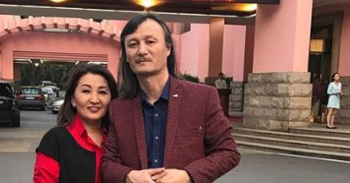 «Ақыл жоқ кезде үйлену керек»: Ұлықпан Жолдасов жігіттерге кеңес берді