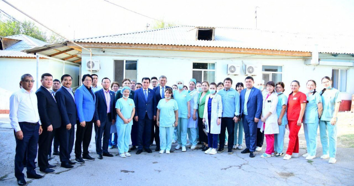 Сенат депутаттары АЭС құрылысы туралы сұраққа жауап берді