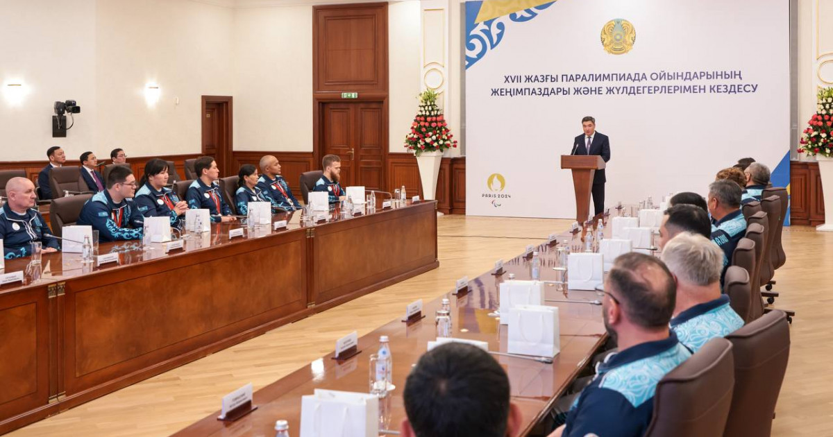 Үкімет басшысы Паралимпиада жеңімпаздарына мемлекеттік награда табыстады