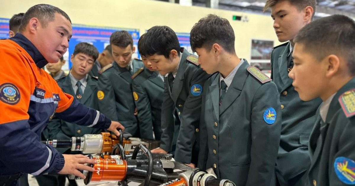 19 қазан – Қазақстан құтқарушыларының кәсіби мерекесі: биыл астаналық ТЖД мамандары қанша адамның өмірін құтқарды