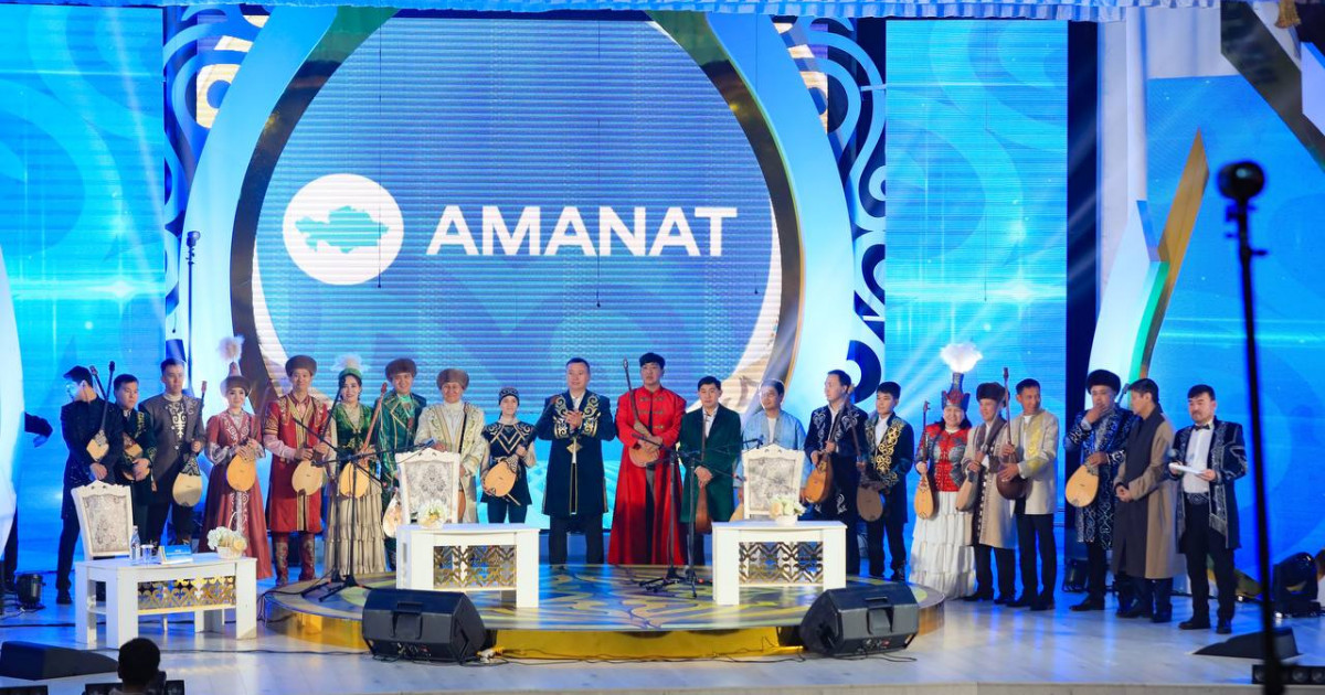 «AMANAT» партиясы қолдау көрсеткен айтыста Ақтөбе облысының командасы топ жарды