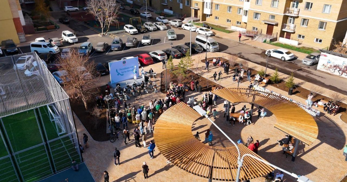 Республика күні қарсаңында елордалық Байқоңыр ауданында үш қоғамдық кеңістік ашылды