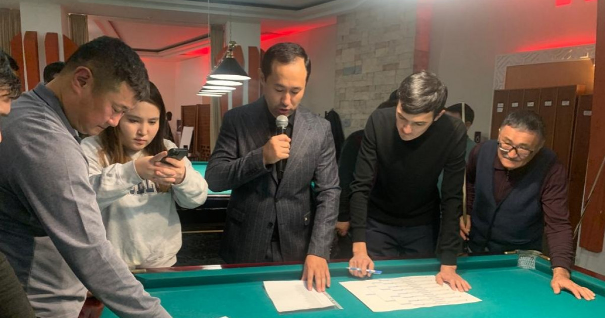 Астанада Республика күніне орай қаламгерлер арасында бильярдтан турнир өтеді