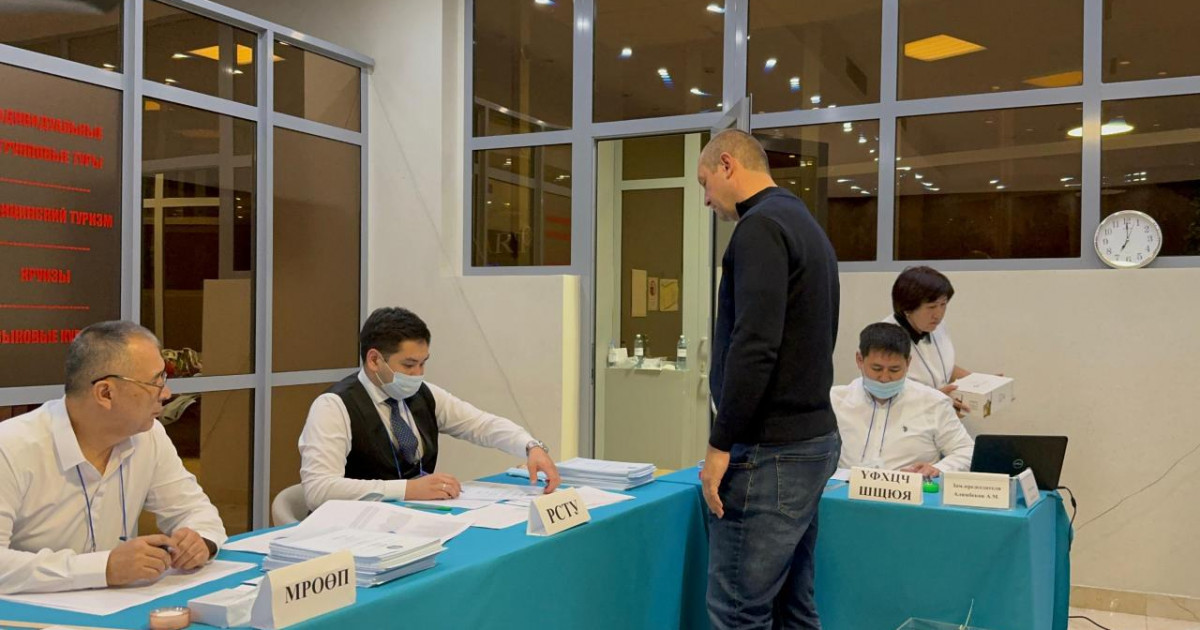 Астанада сайлау учаскелері жұмысын бастады