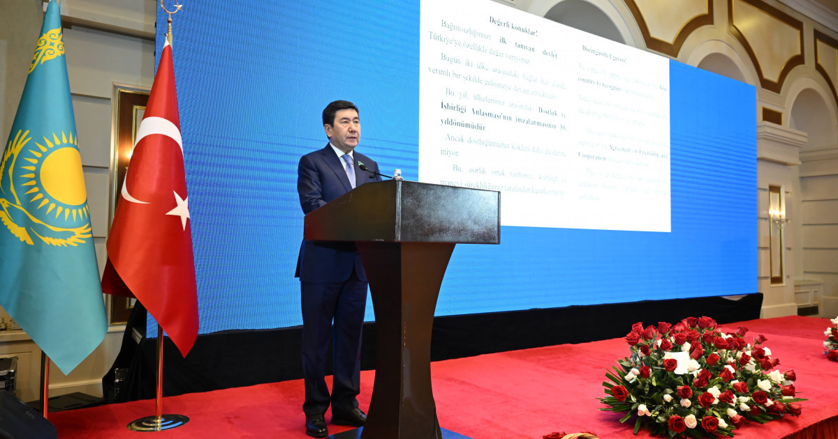 Ерлан Қошанов Түркия халқын Ұлттық күнімен құттықтады