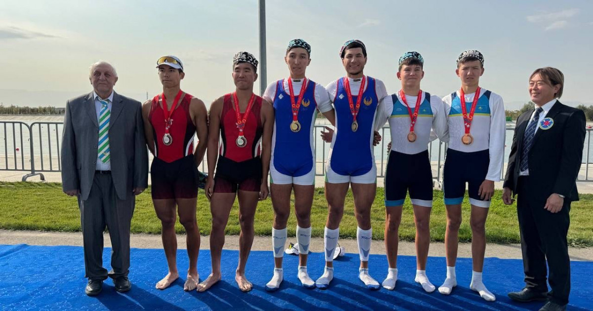 Қазақстан командасы академиялық есуден Өзбекстандағы Азия чемпионатында тоғыз жүлде жеңіп алды