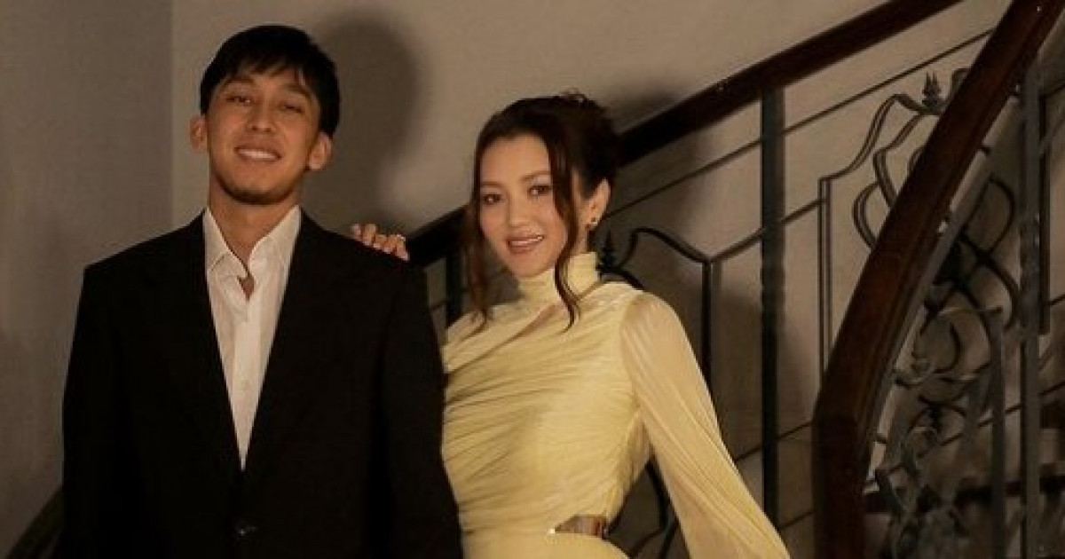 «Шок болып отырмын»: Ерке Есмахан Райм тыңдармандарына ерекше тосынсый жасап жатқанын айтты