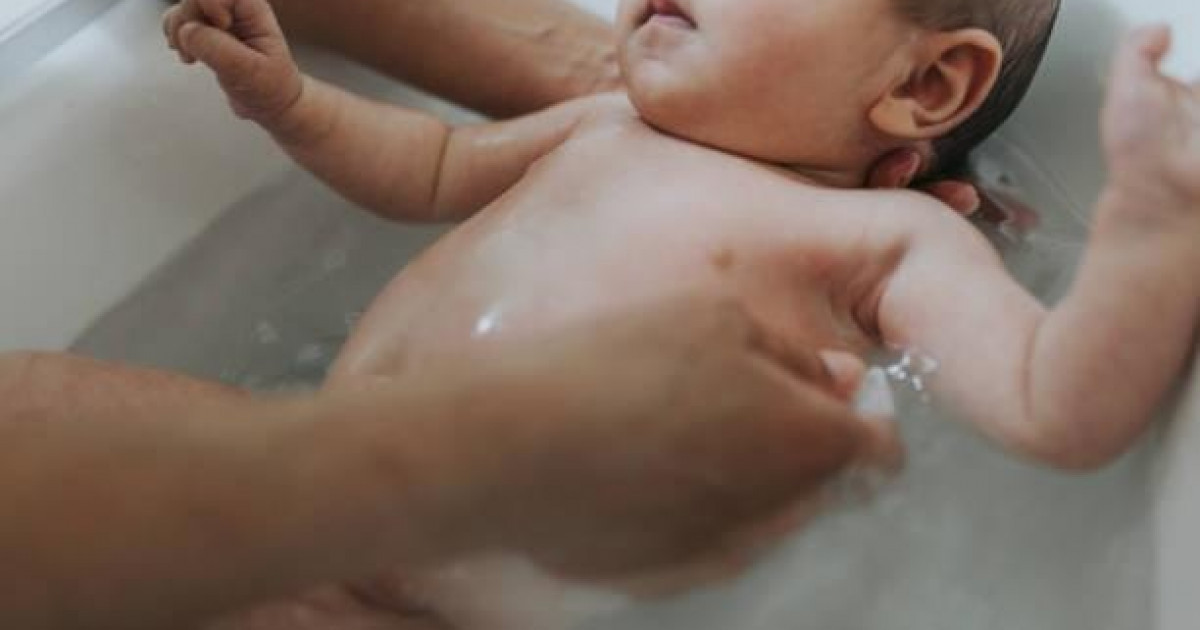 Ақтауда бір жасар бала ваннаға шомылдыру кезінде көз жұмды