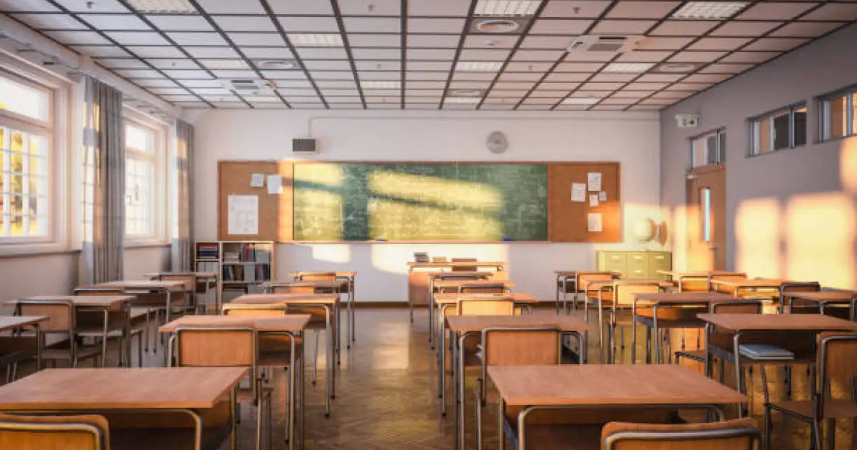 Астанада екінші ауысымның 0-9-сынып оқушылары қашықтан оқиды