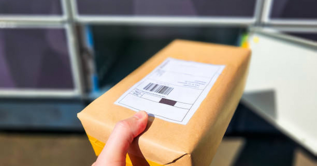 Премьер-Министр Олжас Бектенов ауылдардағы пошта бөлімшелерінің жабылуын түсіндірді