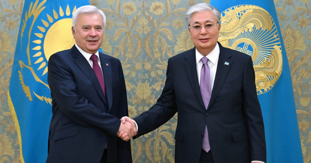 Президент «Лукойл» компаниясының акционері Вагит Алекперовті қабылдады