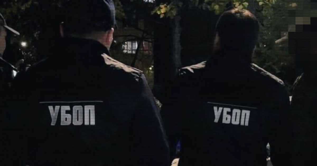 Шымкентте бір топ адам полиция кейпіне еніп, “қамқорлығы” үшін ай сайын 1,5 миллион теңге алған