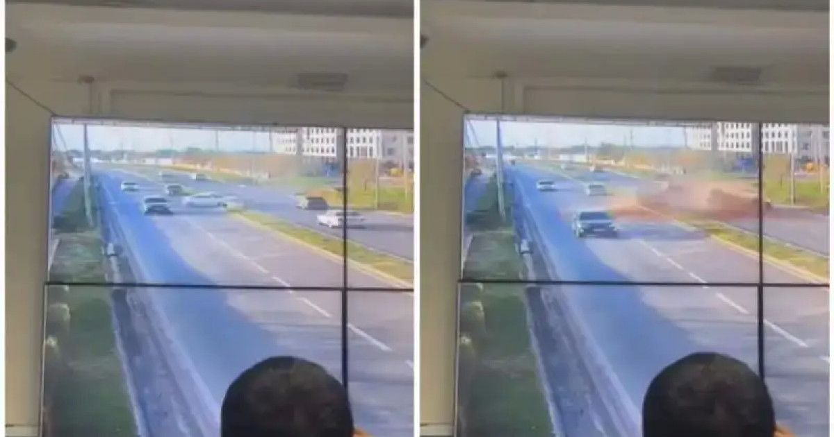 Шымкенттегі жантүршігерлік жол апаты видеоға түсіп қалды