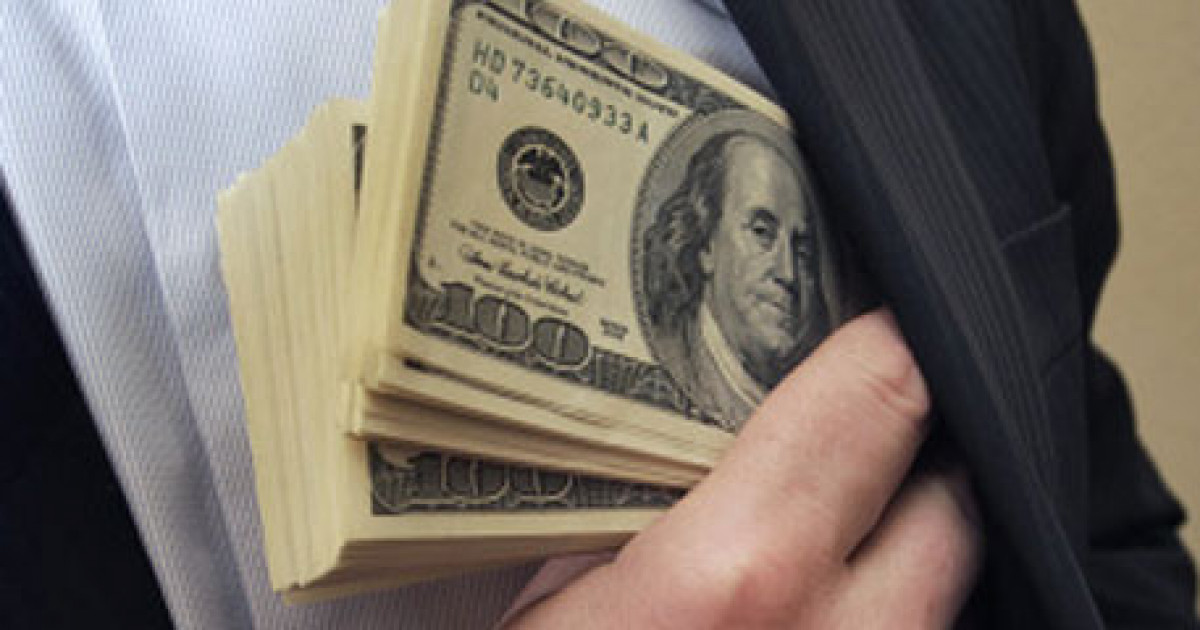 15 мың АҚШ доллары: Солтүстік Қазақстанда сот төрағасы қылмыс үстінде ұсталды