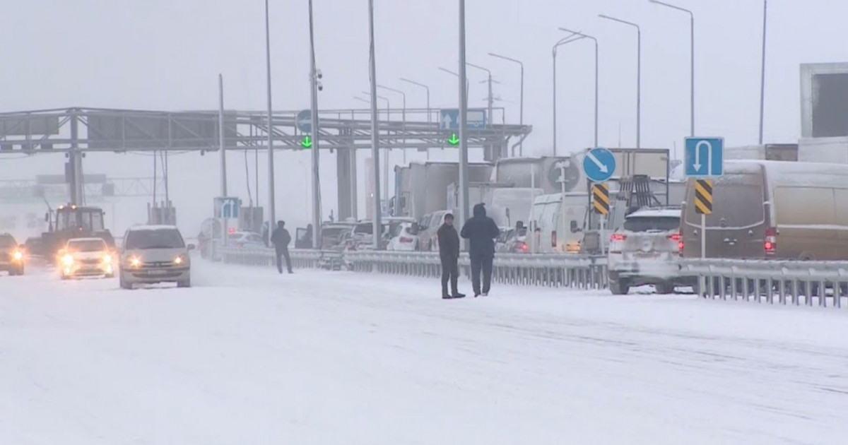 Ауа райына байланысты бірнеше облыста жол жабылды