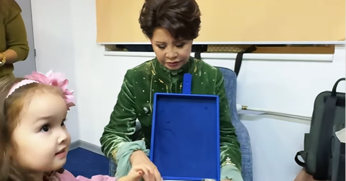 Керемет болып келісіп, жараса қалды: Тамара Асар Роза Рымбаеваға ұрпағына мұра болар сыйлық жасады