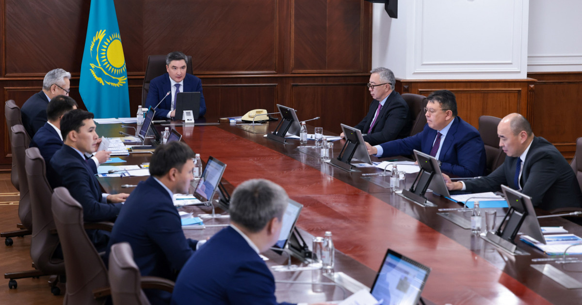 Олжас Бектенов Маңғыстау облысын дамыту мәселелері бойынша кеңес өткізді