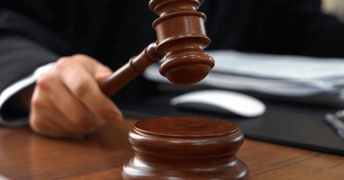 Павлодар тұрғыны караокеде досымен микрофон үшін төбелесіп, пышақтап тастады