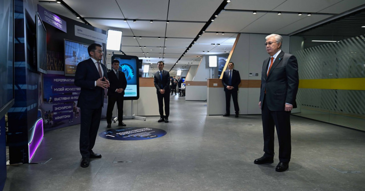 Президент еліміздегі AIemai халықаралық жасанды интеллект орталығына барды