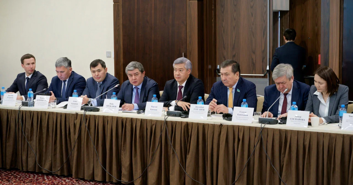 Жаңартылатын энергия көзін дамыту – көміртегі бейтараптығына қол жеткізуге көмектесетін стратегиялық қадам