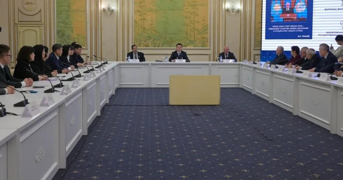 «AMANAT» партиясының мүшелері жылдың алғашқы қоғамдық кеңесіне қатысты