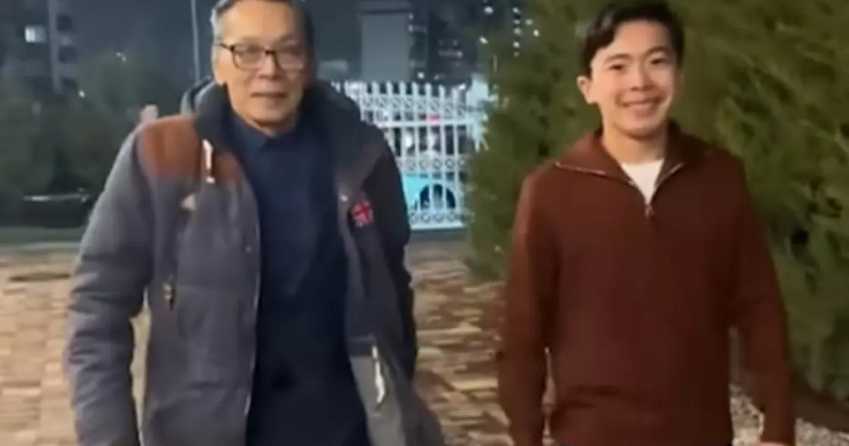 «Бір-бірінен айнымайды»: екі «Қожаның» ұқсастығы жұртты таңғалдырды (Видео)