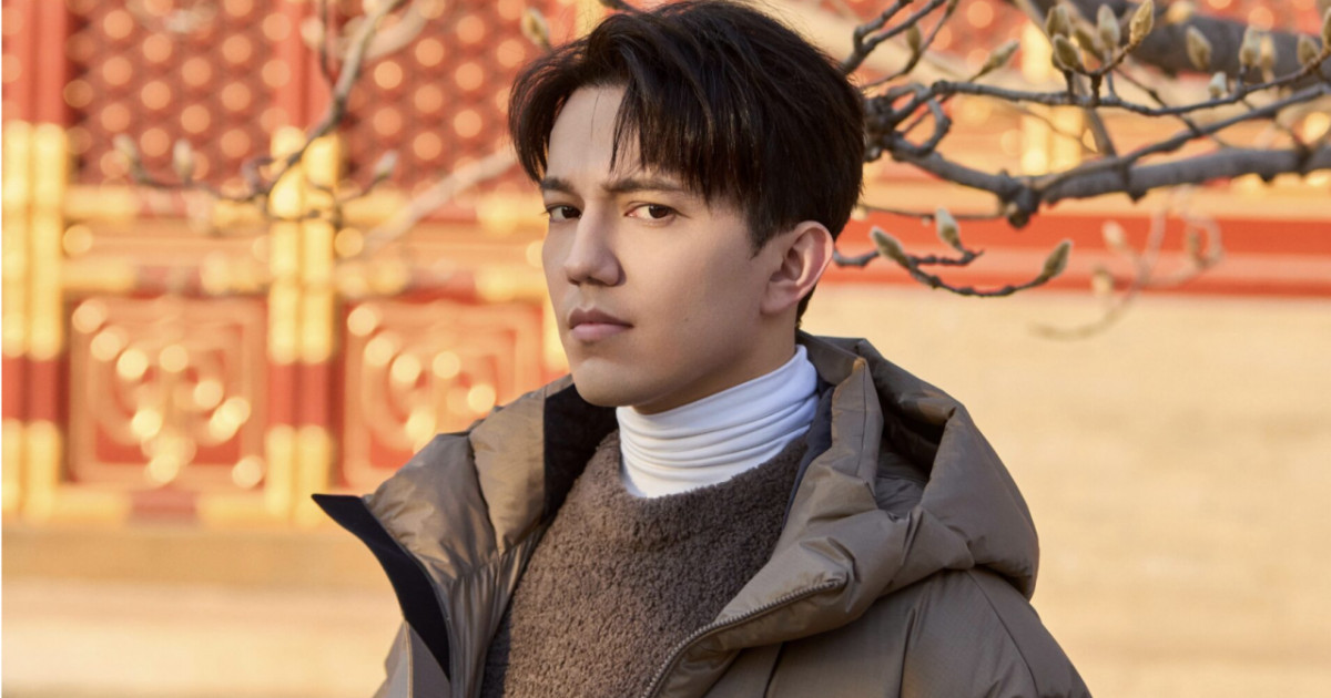 Димаш Құдайберген қытайлық әншіге «Қараторғай» әнін орындауды үйретті