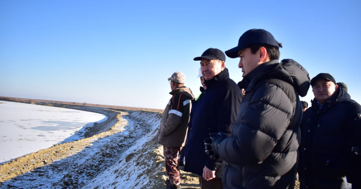 Мәжіліс депутаттары Жем өзені мен Құрсай өзектерінің түбін тереңдету жұмыстарымен танысты